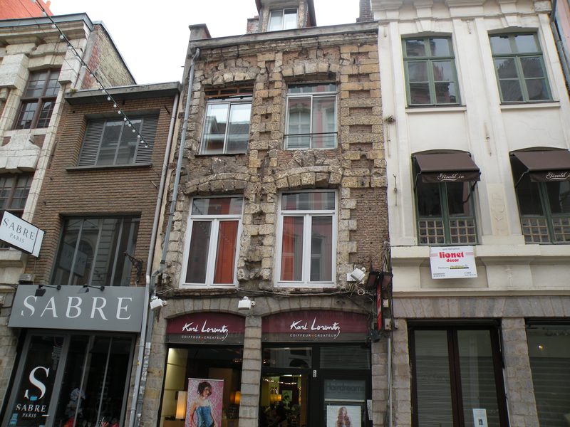  vieil immeuble, rue Esquermoise